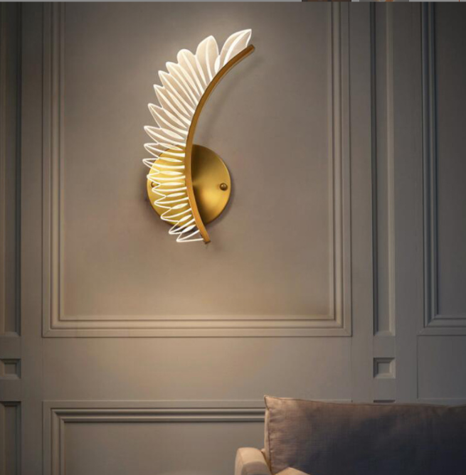 Gold Feather Wall Lamp, Feather Wall Sconce for Indoor Living Room Bedroom Hallway Wall Mounted Light Fixture Lamps Up and Down Wall Sconce for Indoor Living Room Bedroom Hallway